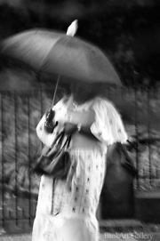 photo-umbrella-and-rain